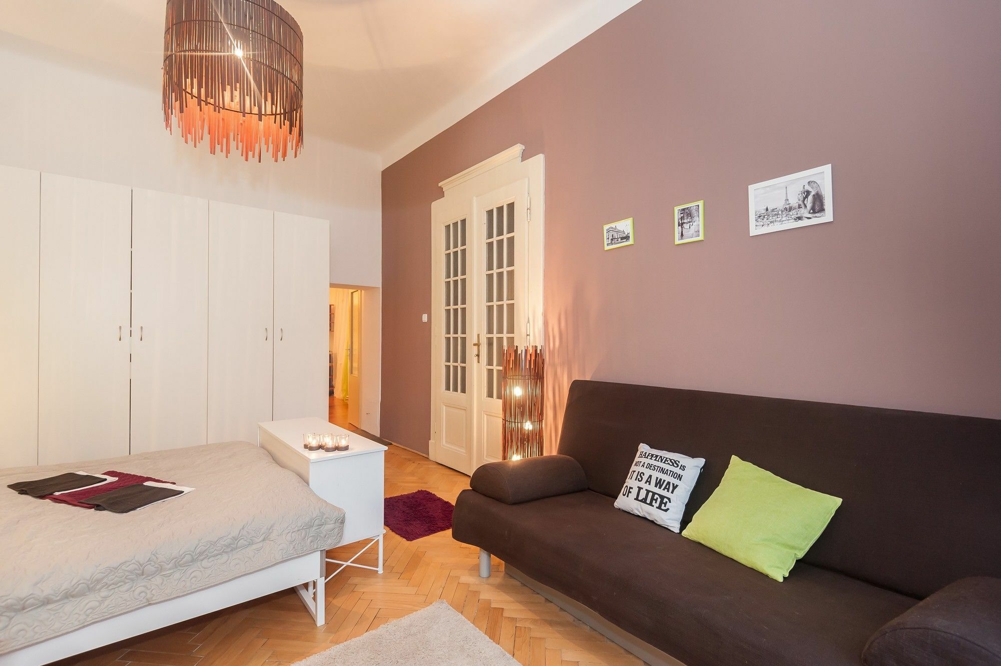 Narodni Apartment *