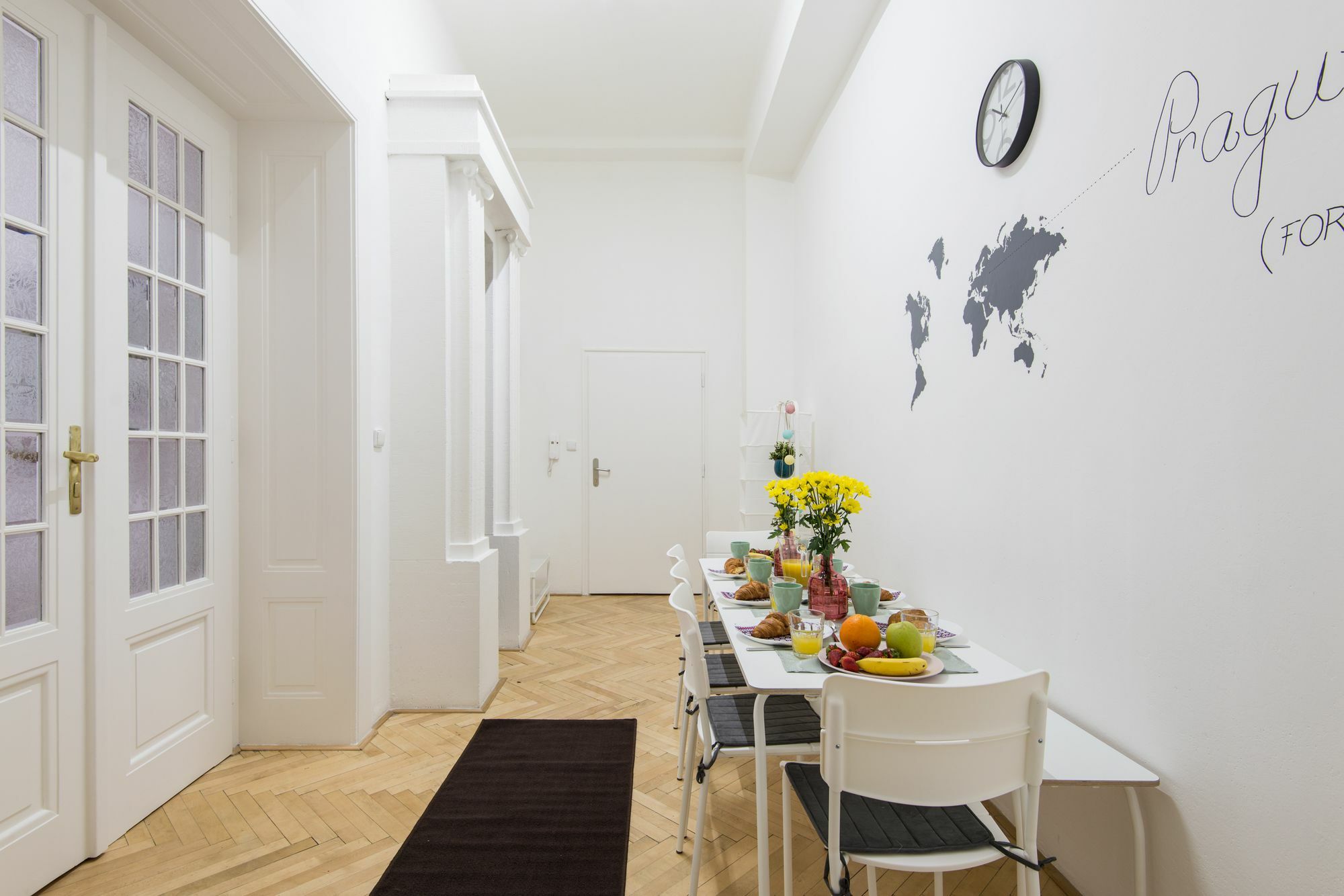 Narodni Apartment *